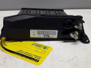 Gebruikte Element Kachelverwarming Mercedes A (W169) 2.0 A-180 CDI 16V Prijs op aanvraag aangeboden door Tijdeman Mercedes Onderdelen