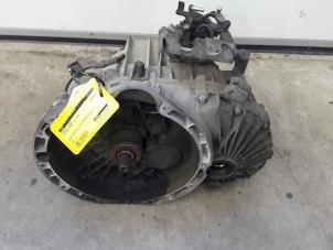 Gebruikte Versnellingsbak Mercedes Vaneo (W414) 1.7 CDI 16V Prijs op aanvraag aangeboden door Tijdeman Mercedes Onderdelen