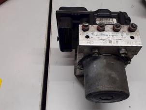 Gebruikte ABS Pomp Mercedes Sprinter 3,5t (906.63) 310 CDI 16V Prijs € 302,50 Inclusief btw aangeboden door Tijdeman Mercedes Onderdelen