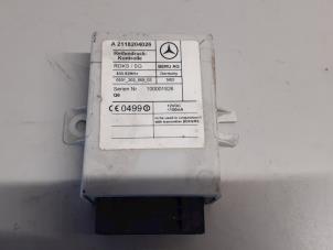 Gebruikte Bandenspanning module Mercedes E (W211) 5.0 E-500 V8 24V Prijs € 45,00 Margeregeling aangeboden door Tijdeman Mercedes Onderdelen