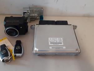 Gebruikte Computer Motormanagement Mercedes C Estate (S204) 2.2 C-200 CDI 16V . Prijs € 450,00 Margeregeling aangeboden door Tijdeman Mercedes Onderdelen