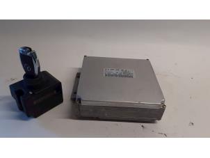 Gebruikte Kontaktslot + computer Mercedes S (W220) 3.2 S-320 18V Prijs op aanvraag aangeboden door Tijdeman Mercedes Onderdelen