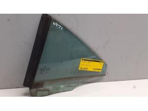 Gebruikte Ruit 2Deurs links-achter Mercedes SLK (R171) 1.8 200 K 16V Prijs op aanvraag aangeboden door Tijdeman Mercedes Onderdelen