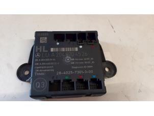 Gebruikte Deur module Mercedes C Estate (S204) 2.2 C-200 CDI 16V . Prijs op aanvraag aangeboden door Tijdeman Mercedes Onderdelen