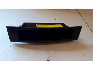 Gebruikte Dashboard deel Mercedes Sprinter 3,5t (906.63) 316 CDI 16V 4x4 Prijs € 10,00 Margeregeling aangeboden door Tijdeman Mercedes Onderdelen