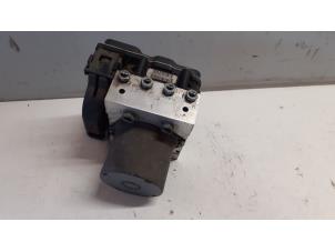 Gebruikte ABS Pomp Mercedes B (W245) 1.5 B-150 16V Prijs € 100,00 Margeregeling aangeboden door Tijdeman Mercedes Onderdelen