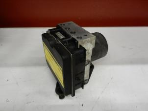 Gebruikte ABS Pomp Mercedes Sprinter 3,5t (906.63) 310 CDI 16V Prijs € 181,50 Inclusief btw aangeboden door Tijdeman Mercedes Onderdelen