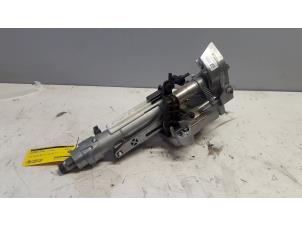 Gebruikte Stuurkolom Huis Mercedes A (W169) 2.0 A-180 CDI 16V Prijs € 49,00 Margeregeling aangeboden door Tijdeman Mercedes Onderdelen