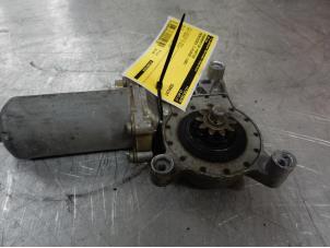 Gebruikte Motor electrisch raam Mercedes C (W202) Prijs € 30,00 Margeregeling aangeboden door Tijdeman Mercedes Onderdelen