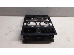 Nieuwe Dashboard deel Mercedes SLK (R170) 2.0 200 16V Prijs € 35,09 Inclusief btw aangeboden door Tijdeman Mercedes Onderdelen