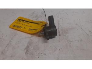 Gebruikte Brandstofdruk sensor Mercedes Sprinter 3t (903) 308 CDI 16V Prijs € 48,40 Inclusief btw aangeboden door Tijdeman Mercedes Onderdelen