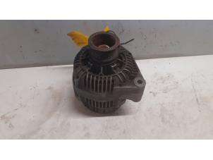 Gebruikte Dynamo Mercedes SLK (R170) 2.0 200 16V Prijs € 50,00 Margeregeling aangeboden door Tijdeman Mercedes Onderdelen