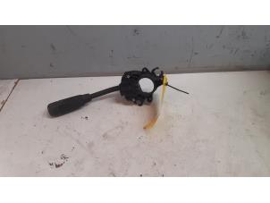 Gebruikte Richtingaanwijzer Schakelaar Mercedes Vito (639.6) 2.2 109 CDI 16V Prijs € 48,40 Inclusief btw aangeboden door Tijdeman Mercedes Onderdelen