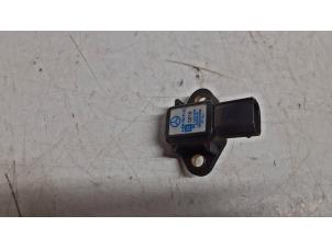 Gebruikte Luchtkwaliteit sensor Mercedes Sprinter 2t (901/902) 211 CDI 16V Prijs op aanvraag aangeboden door Tijdeman Mercedes Onderdelen