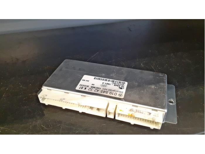 Gebruikte ABS Computer Mercedes C Combi (S202) 2.2 C-220 TD 16V Prijs € 45,00 Margeregeling aangeboden door Tijdeman Mercedes Onderdelen