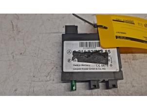 Gebruikte Keyless vehicle module Mercedes E (W211) 4.0 E-400 CDI 32V Prijs € 50,00 Margeregeling aangeboden door Tijdeman Mercedes Onderdelen