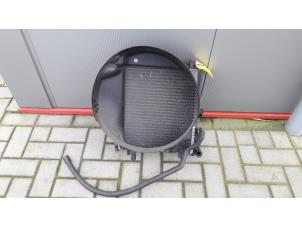 Gebruikte Radiateur Mercedes SLK (R170) 2.0 200 16V Prijs op aanvraag aangeboden door Tijdeman Mercedes Onderdelen