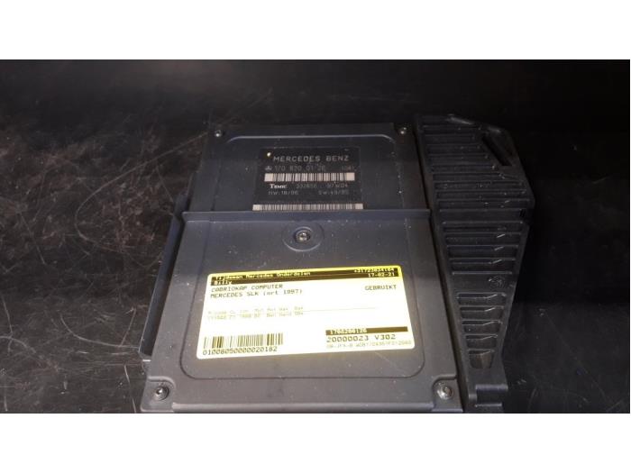 Begagnade Cabriokap computer Mercedes SLK (R170) 2.0 200 16V Pris € 300,00 Marginaltabell erbjuds av Tijdeman Mercedes Onderdelen