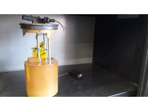 Gebruikte Dieselpomp Mercedes Sprinter 4t (904) 413 CDI 16V Prijs € 66,55 Inclusief btw aangeboden door Tijdeman Mercedes Onderdelen