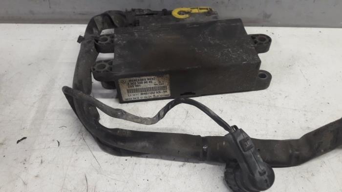 Gebruikte Adblue Computer Mercedes Vario 815D.816D 12V Prijs € 302,50 Inclusief btw aangeboden door Tijdeman Mercedes Onderdelen