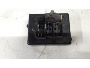 Gebruikte Computer Diversen Mercedes Vario 815D.816D 12V Prijs op aanvraag aangeboden door Tijdeman Mercedes Onderdelen