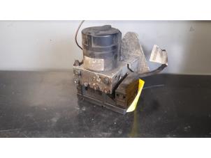 Gebruikte ABS Pomp Mercedes C Combi (S202) 2.5 C-250 TDT 20V Prijs op aanvraag aangeboden door Tijdeman Mercedes Onderdelen