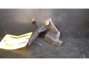 Gebruikte Stabilisatie Regel Sensor Mercedes ML I (163) 400 4.0 CDI V8 32V Prijs € 39,00 Margeregeling aangeboden door Tijdeman Mercedes Onderdelen