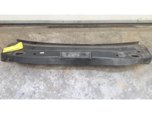 Gebruikte Slotplaat voor Mercedes ML II (164/4JG) 3.0 ML-280 CDI 4-Matic V6 24V Prijs € 49,00 Margeregeling aangeboden door Tijdeman Mercedes Onderdelen