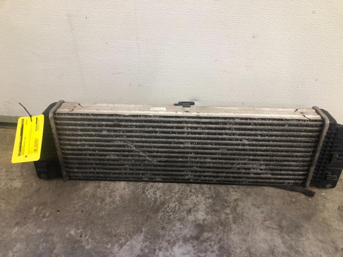 Gebruikte Intercooler Mercedes Sprinter 3,5t (906.63) 309 CDI 16V Prijs op aanvraag aangeboden door Tijdeman Mercedes Onderdelen
