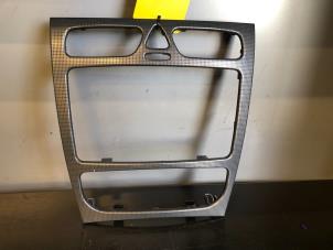 Gebruikte Sierlijst Mercedes C Combi (S203) 2.6 C-240 18V Prijs op aanvraag aangeboden door Tijdeman Mercedes Onderdelen