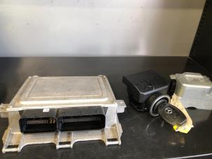 Gebruikte Kontaktslot + computer Mercedes A (W169) 1.7 A-170 5-Drs. Prijs op aanvraag aangeboden door Tijdeman Mercedes Onderdelen