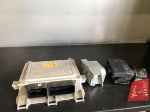 Gebruikte Kontaktslot + computer Mercedes A (W169) 1.7 A-170 3-Drs. Prijs op aanvraag aangeboden door Tijdeman Mercedes Onderdelen