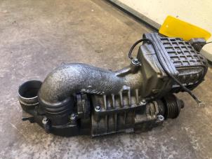 Gebruikte Compressor Mercedes C Combi (S203) 1.8 C-180K 16V Prijs € 249,99 Margeregeling aangeboden door Tijdeman Mercedes Onderdelen