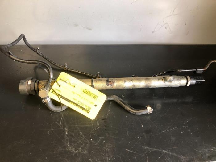 Gebruikte Common rail (Injectie) Mercedes Vito (639.6) 2.2 109 CDI 16V Prijs € 90,75 Inclusief btw aangeboden door Tijdeman Mercedes Onderdelen