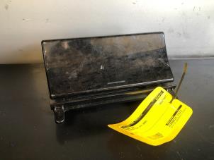 Gebruikte Asbak voor Mercedes CLK (C208) 2.0 200 16V Prijs op aanvraag aangeboden door Tijdeman Mercedes Onderdelen