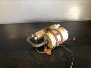 Gebruikte Benzinepomp Mercedes CLK (C208) 2.0 200 16V Prijs op aanvraag aangeboden door Tijdeman Mercedes Onderdelen