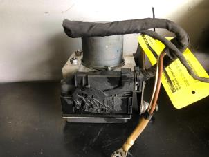 Gebruikte ABS Pomp Mercedes Sprinter 3,5t (906.63) 309 CDI 16V Prijs op aanvraag aangeboden door Tijdeman Mercedes Onderdelen