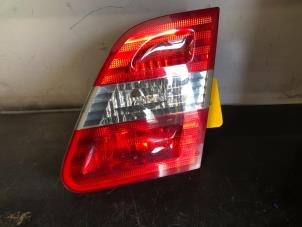 Gebruikte Achterlicht rechts Mercedes B (W245) 1.7 B-170 16V Prijs op aanvraag aangeboden door Tijdeman Mercedes Onderdelen