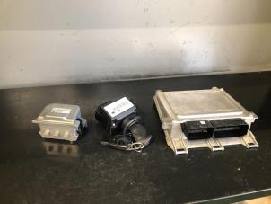 Gebruikte Kontaktslot + computer Mercedes B (W245) 1.7 B-170 16V Prijs op aanvraag aangeboden door Tijdeman Mercedes Onderdelen