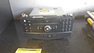 Gebruikte Radio CD Speler Mercedes C (W204) 2.2 C-200 CDI 16V Prijs op aanvraag aangeboden door Tijdeman Mercedes Onderdelen