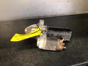 Gebruikte Startmotor Mercedes SLK (R170) 2.0 200 16V Prijs op aanvraag aangeboden door Tijdeman Mercedes Onderdelen