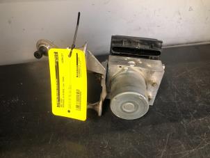 Gebruikte ABS Pomp Mercedes B (W245) 2.0 B-200 CDI 16V Prijs € 75,00 Margeregeling aangeboden door Tijdeman Mercedes Onderdelen