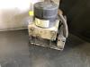 ABS Pomp van een Mercedes-Benz SLK (R170) 2.0 200 16V 1997