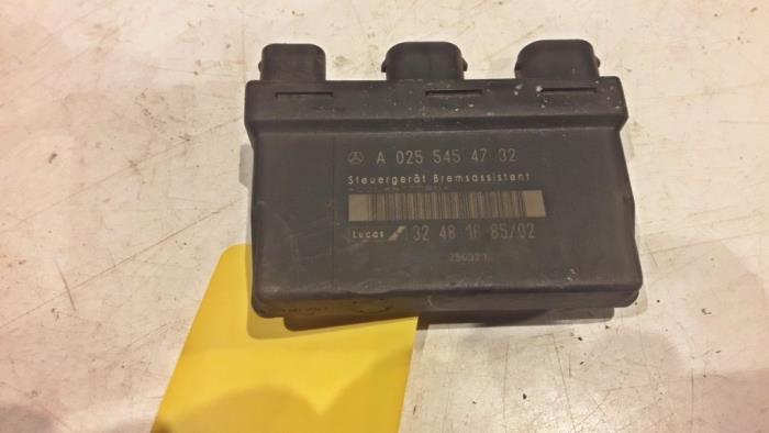 Sensor Remassistent van een Mercedes-Benz SLK (R170) 2.0 200 16V 1997