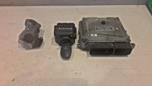 Gebruikte Contactslot + computer Mercedes Sprinter 3,5t (906.63) 209 CDI 16V Prijs € 544,50 Inclusief btw aangeboden door Tijdeman Mercedes Onderdelen