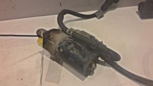 Gebruikte Startmotor Mercedes E (W211) 3.2 E-320 V6 18V Prijs € 50,00 Margeregeling aangeboden door Tijdeman Mercedes Onderdelen