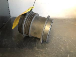 Gebruikte Luchtmassameter Mercedes E Combi (S210) 2.4 E-240 V6 18V Prijs € 50,00 Margeregeling aangeboden door Tijdeman Mercedes Onderdelen