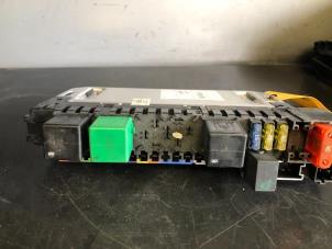 Gebruikte Comfort Module Mercedes S (W220) 4.3 S-430 V8 24V Prijs € 75,00 Margeregeling aangeboden door Tijdeman Mercedes Onderdelen