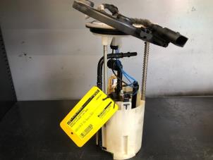 Gebruikte Tank element Pomp Mercedes A (W169) 2.0 A-160 CDI 16V Prijs € 43,99 Margeregeling aangeboden door Tijdeman Mercedes Onderdelen