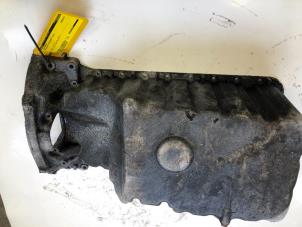 Gebruikte Carterpan Mercedes Sprinter 2t (901/902) 208D Prijs € 90,75 Inclusief btw aangeboden door Tijdeman Mercedes Onderdelen